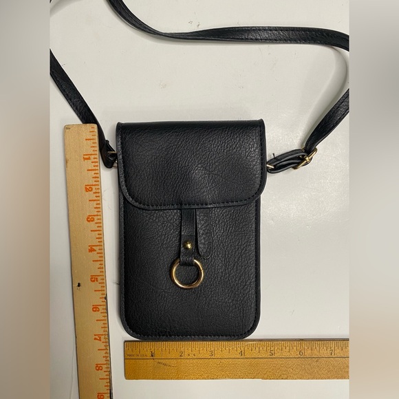 Black Crossbody Wristlet small Bag - Picture 5 of 9